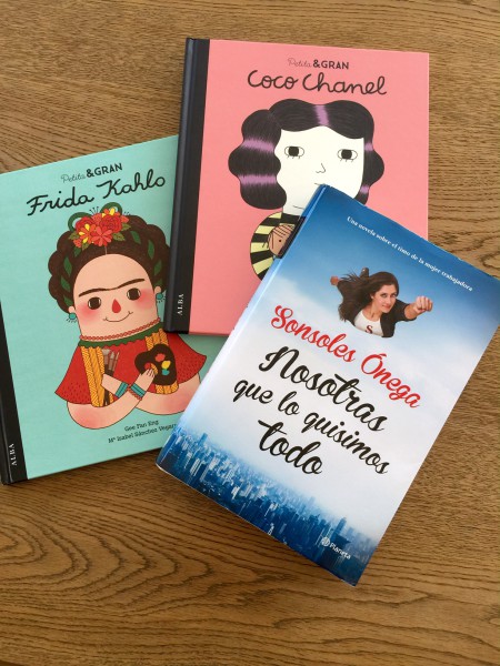LLIBRES PER ELLES